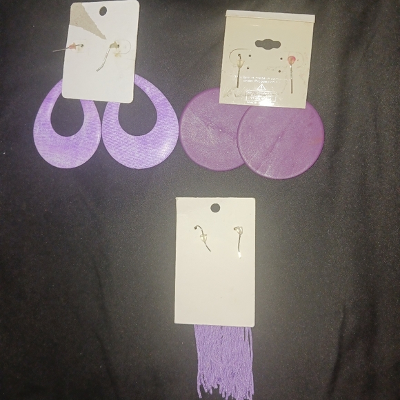 NEW Bundle of Women purple earrings - Picture 5 of 5